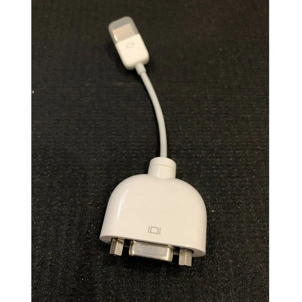Apple Computer Mini-VGA -VGA Display Adapter M8639 External Projector Video Out*